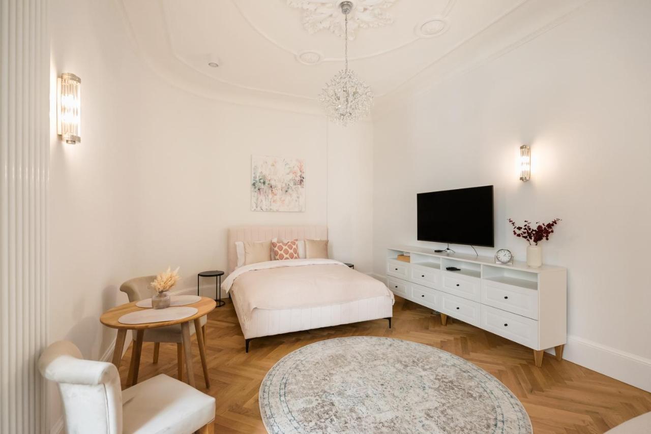 Premium Center Butas Warsaw